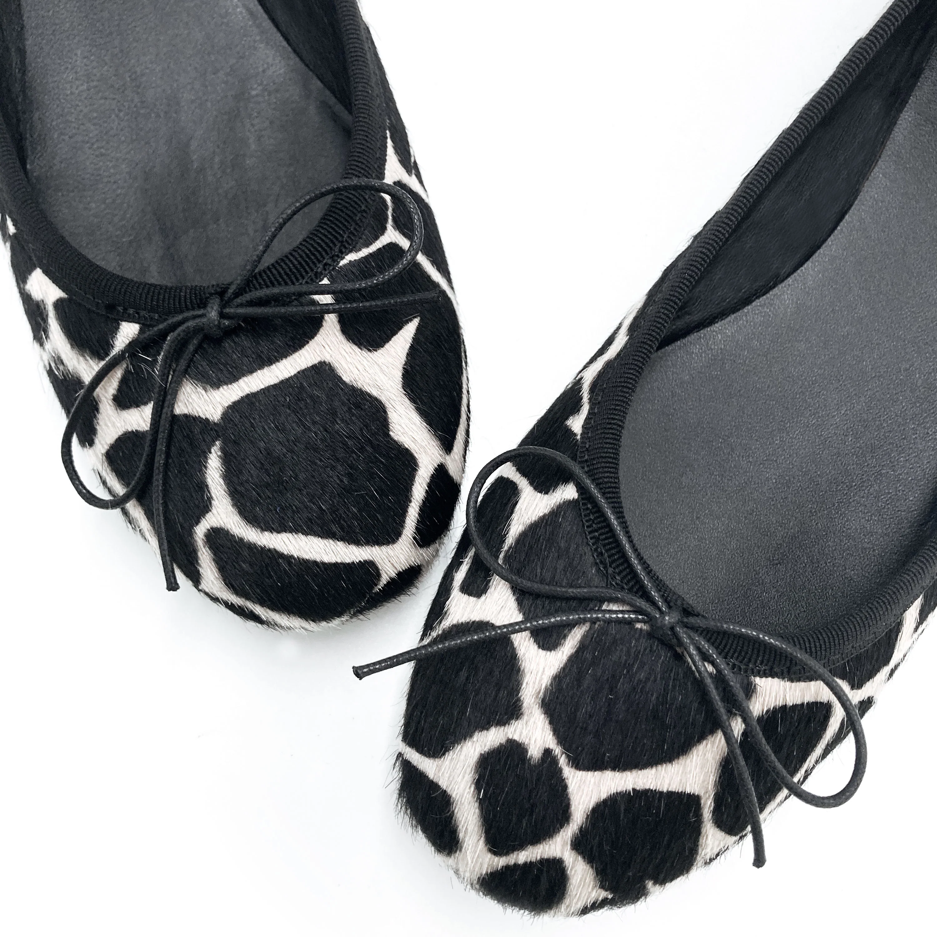 Black and white animal print ballet flats - Image 3