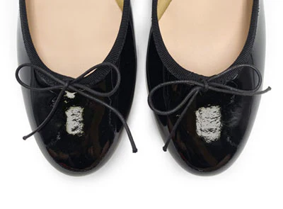 Black patent leather ballet flats with heel - Image 5