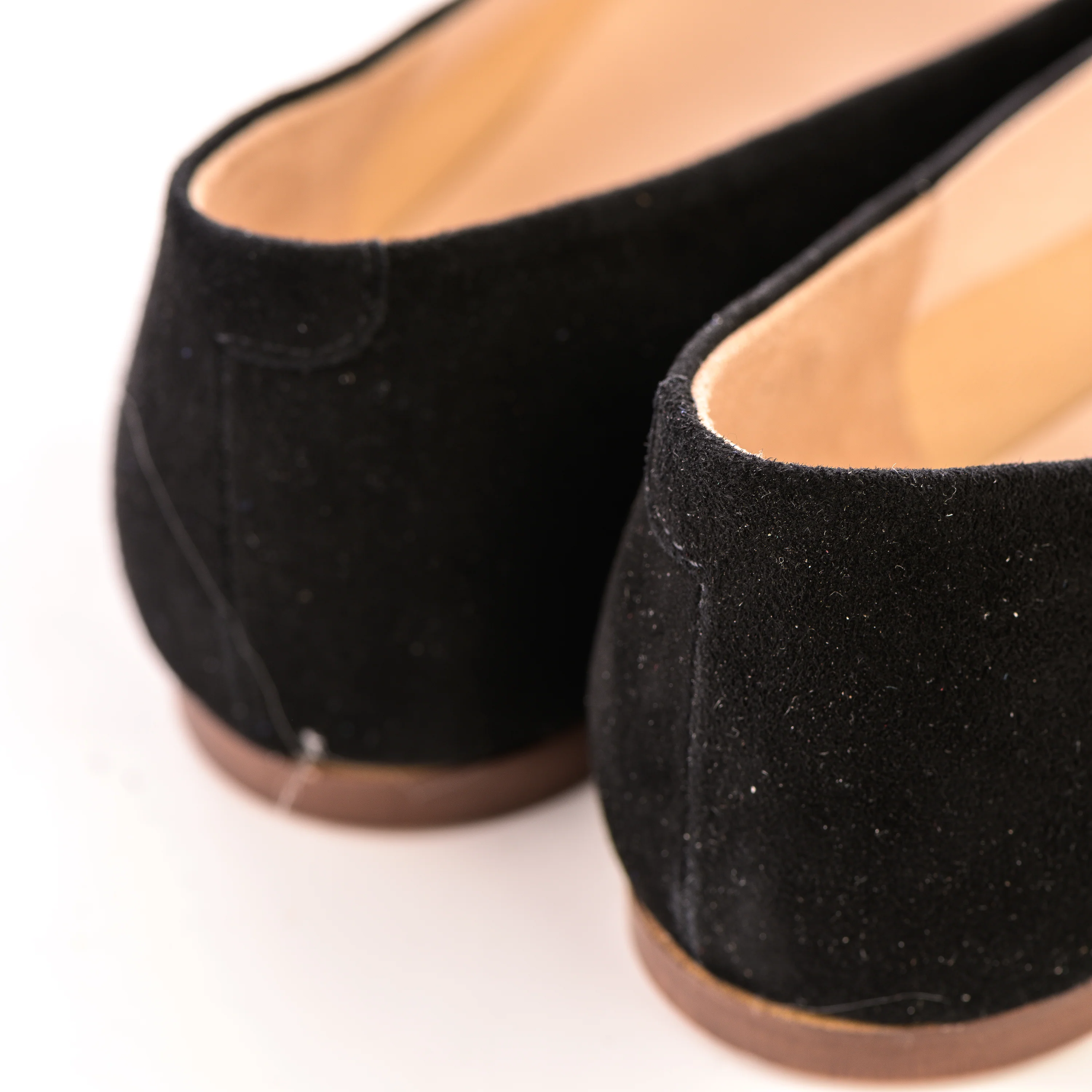 Black suede moccasins with tassels - Image 3