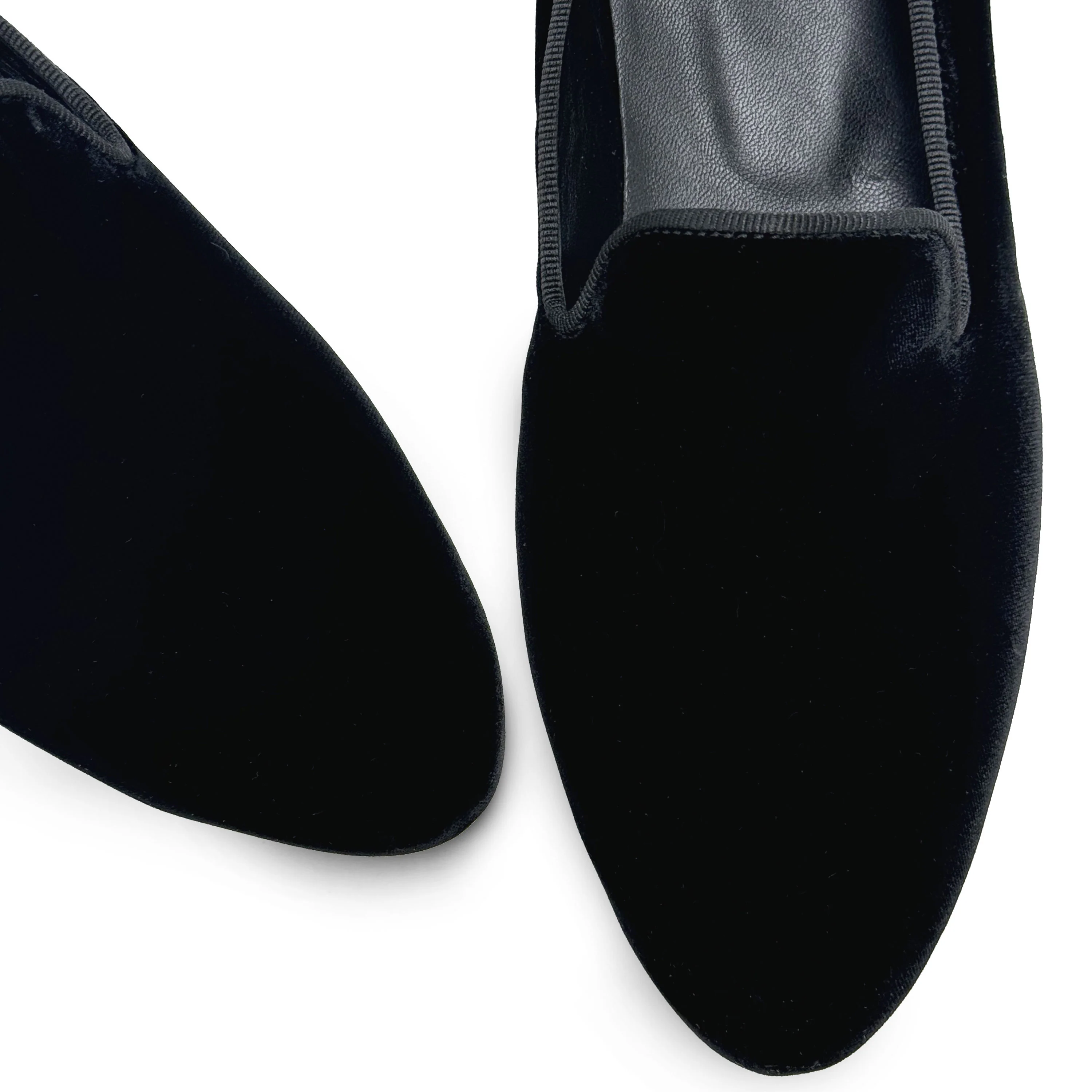 Black velvet women's loafers - Image 4