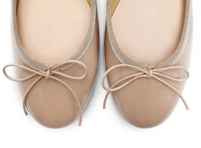Blush pink patent leather ballet flats - Image 5