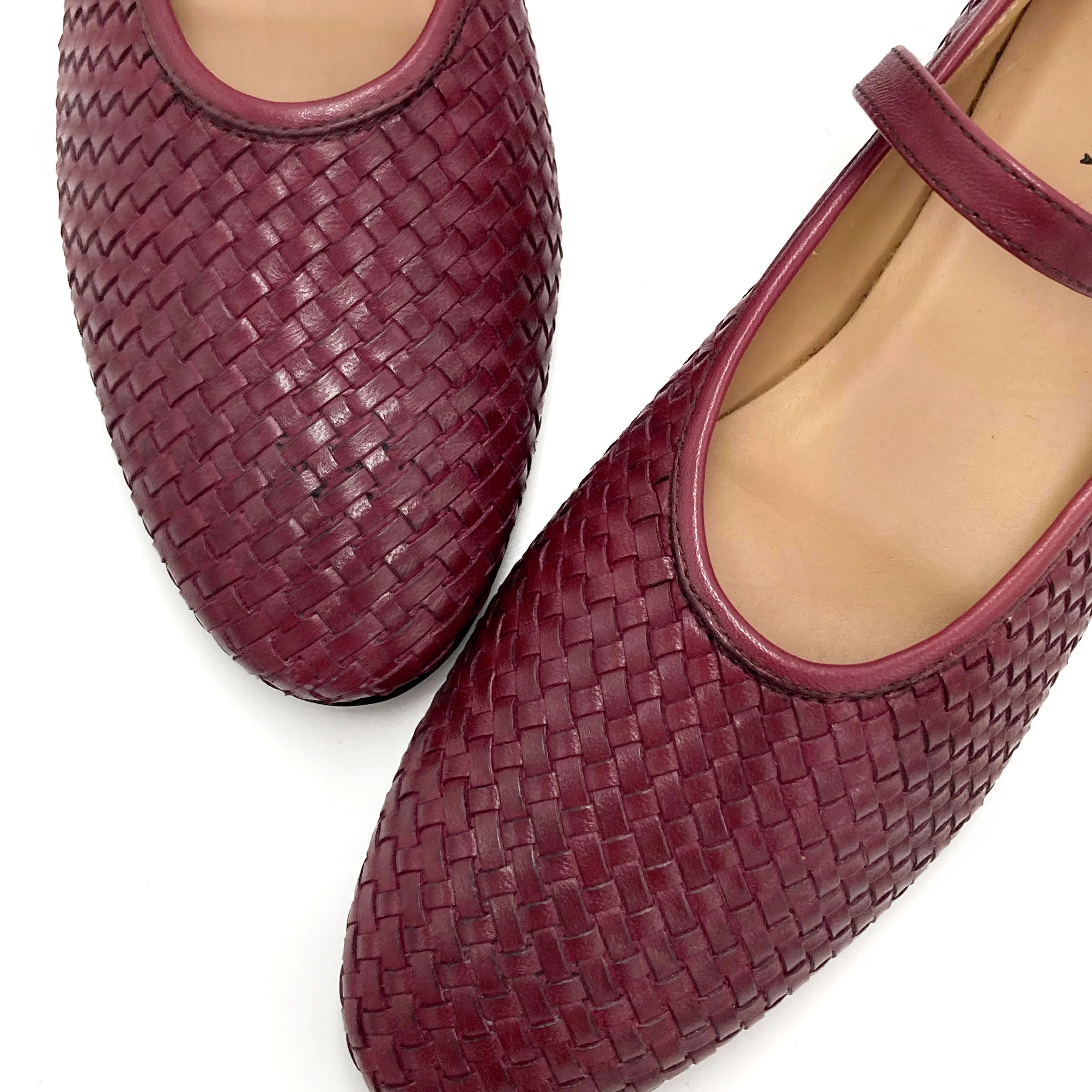 Burgundy high cut handwoven leather ballet flats with strap - Image 5