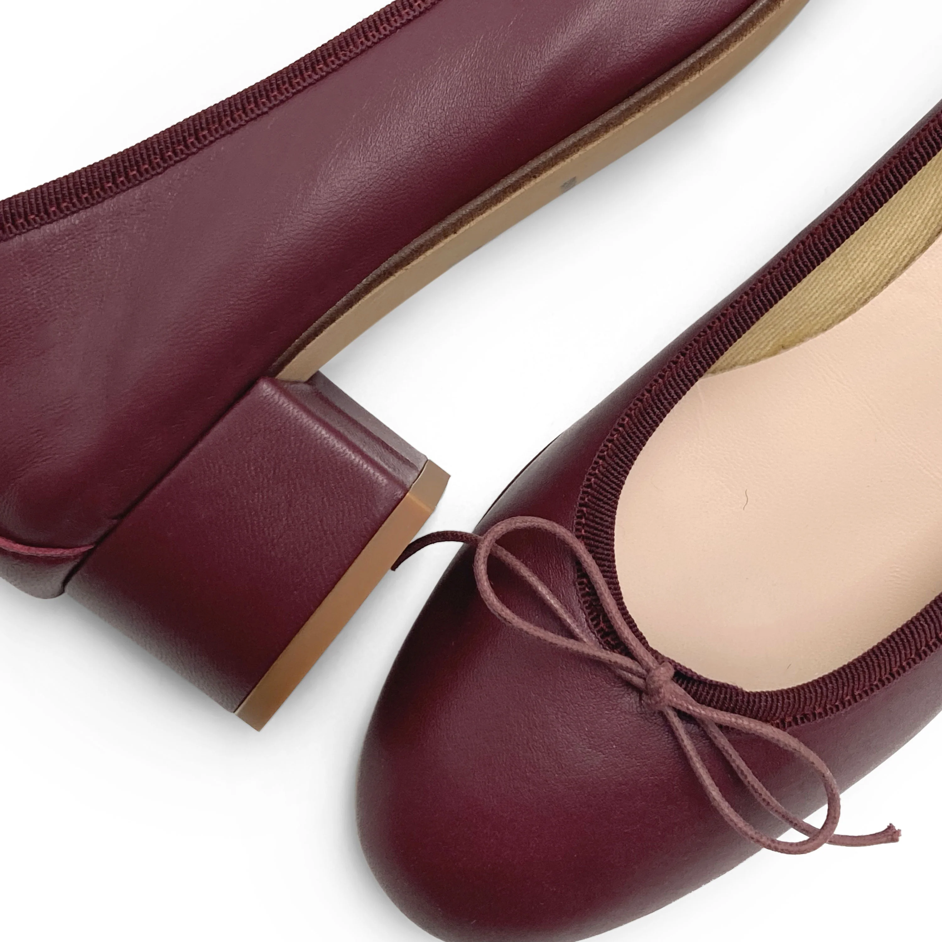Burgundy leather ballet flats with heel - Image 3