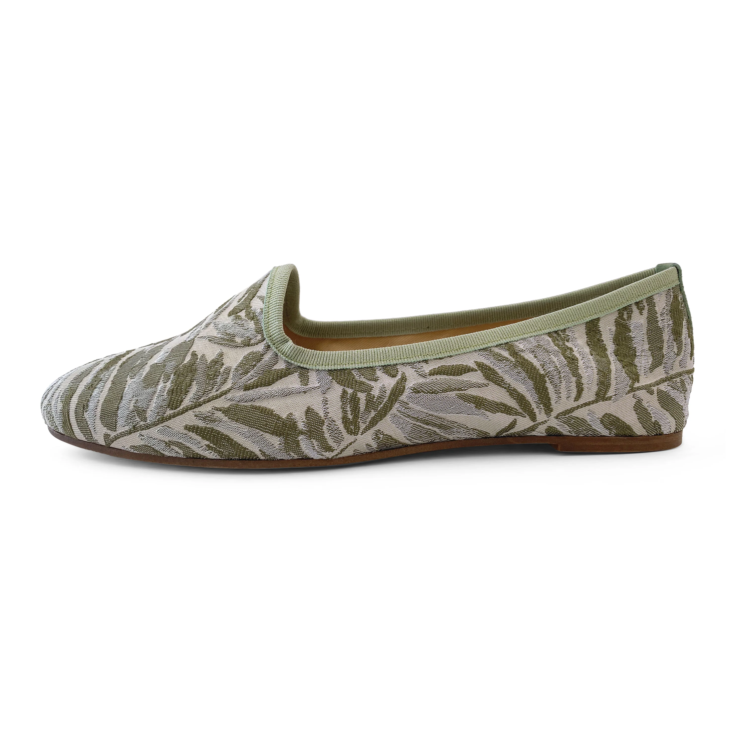 Green and beige jacquard loafers with tropical print - Image 4