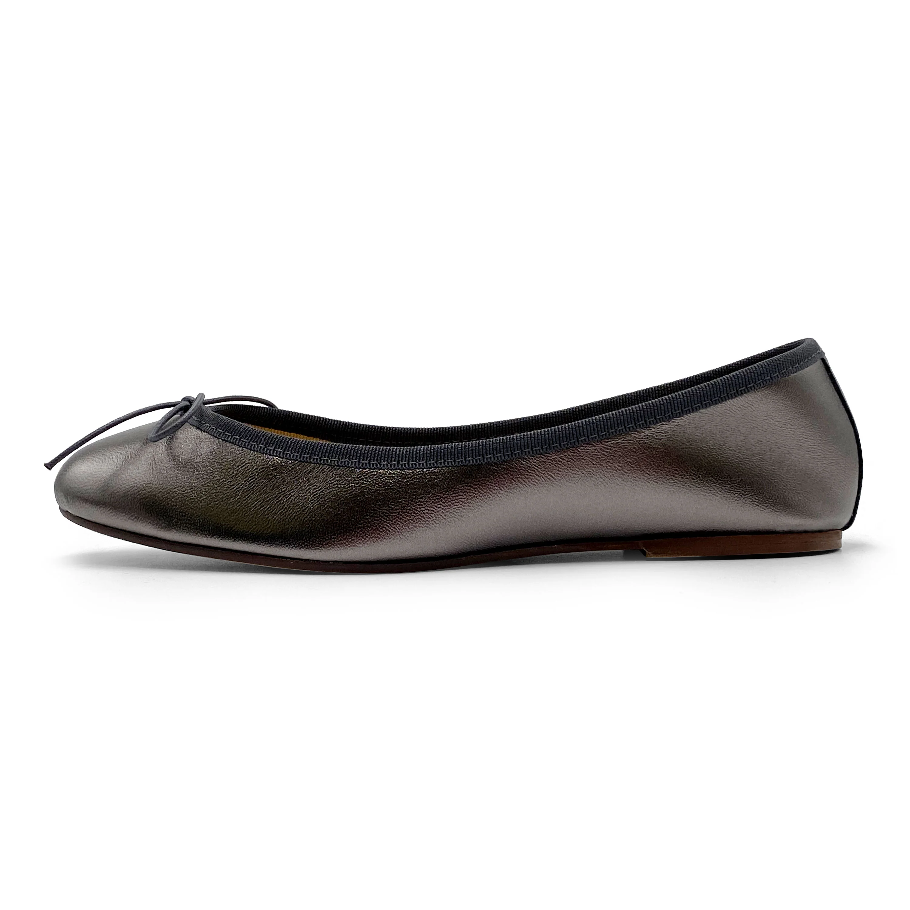Iron gray metallic leather ballet flats - Image 4