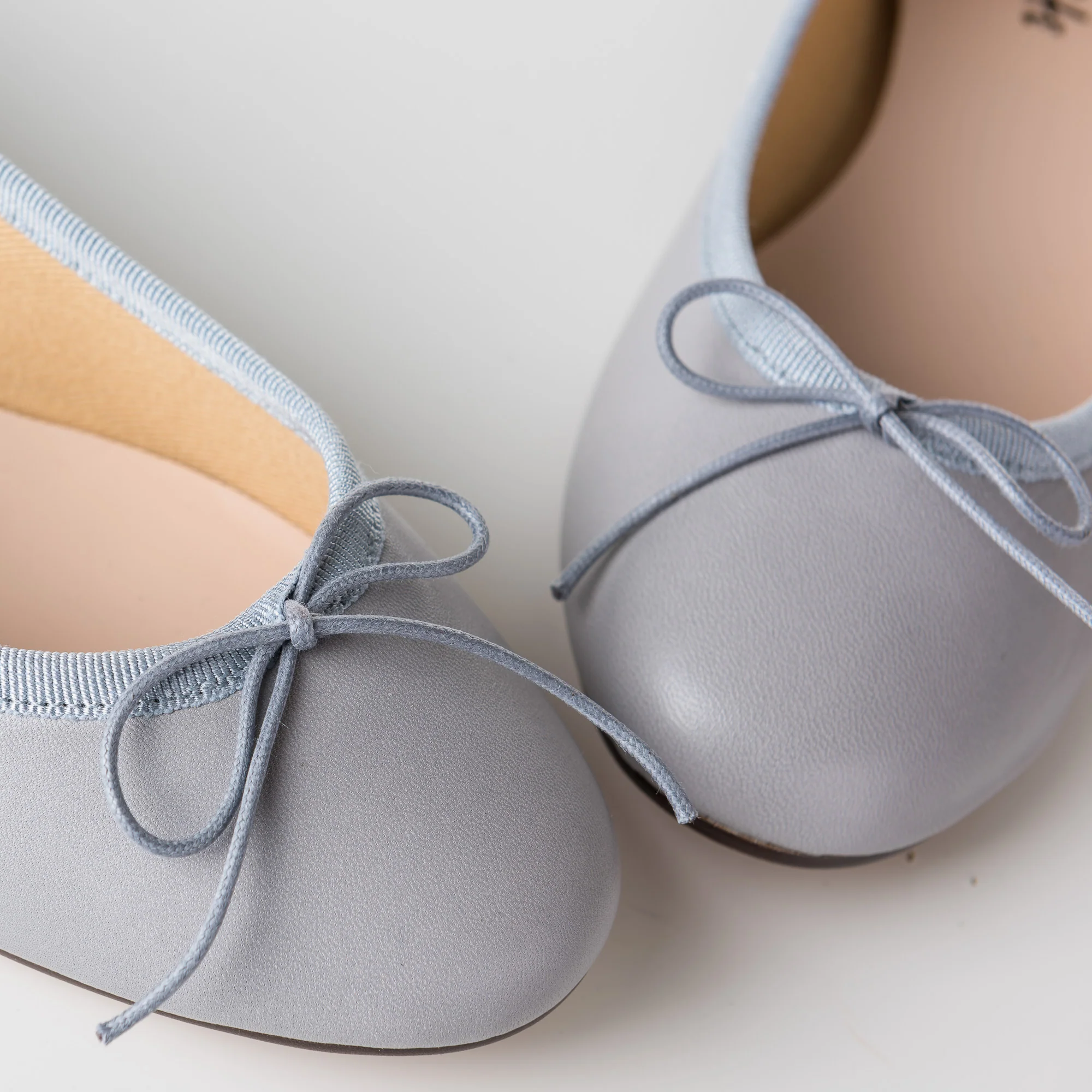 Light gray leather ballet flats - Image 3