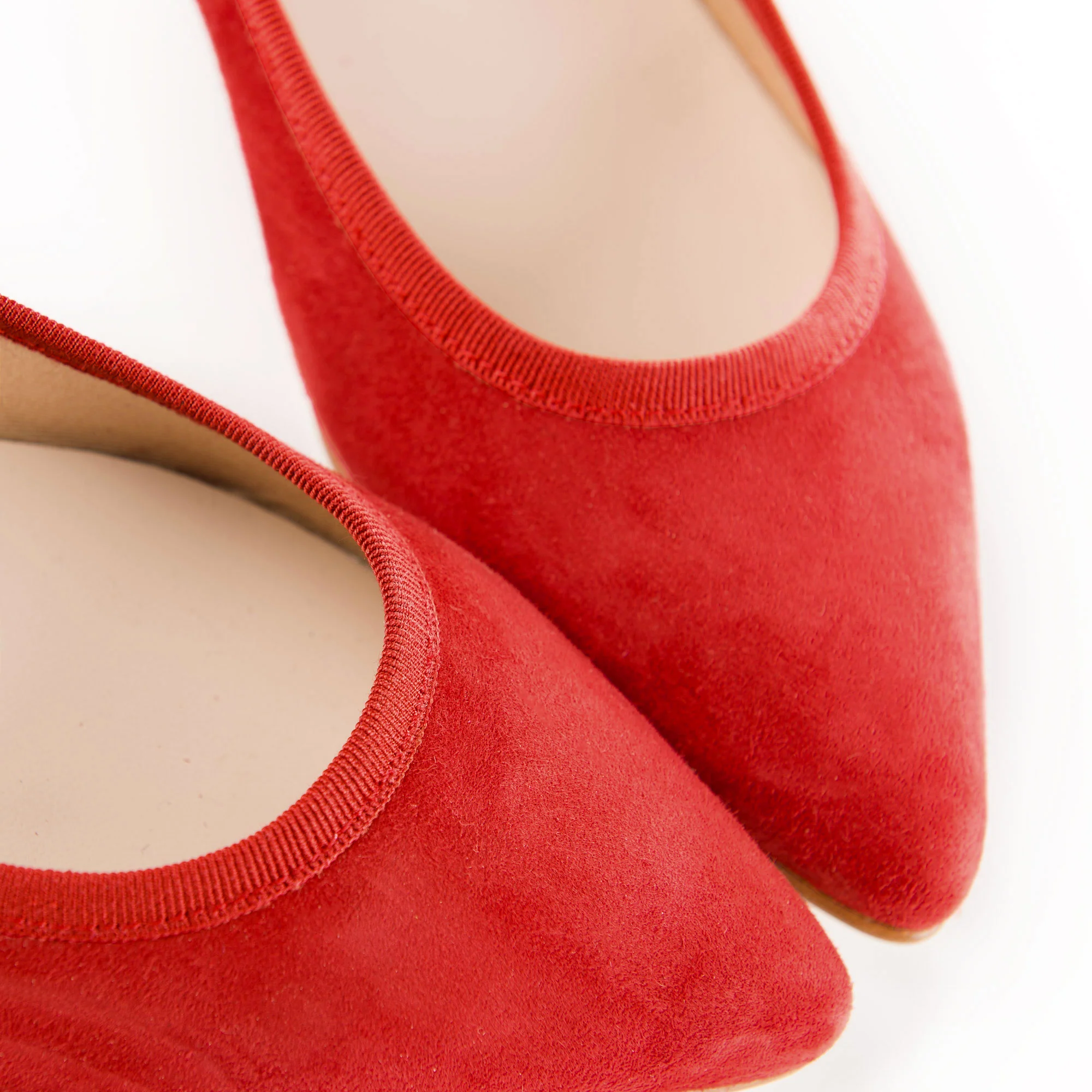 Red suede pointed ballet flats with strap - Image 4