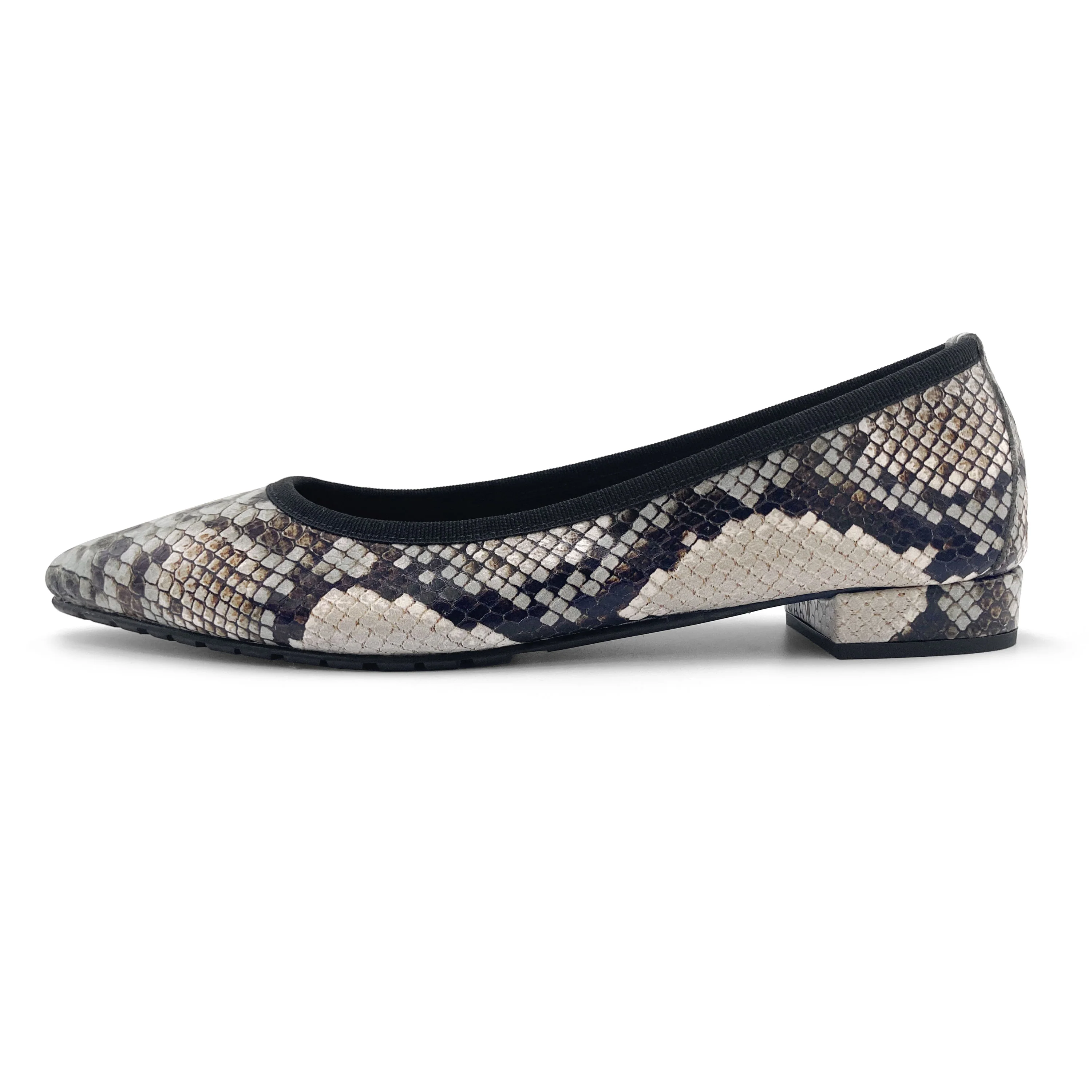 Snake print leather pointed toe ballet flats - Image 4