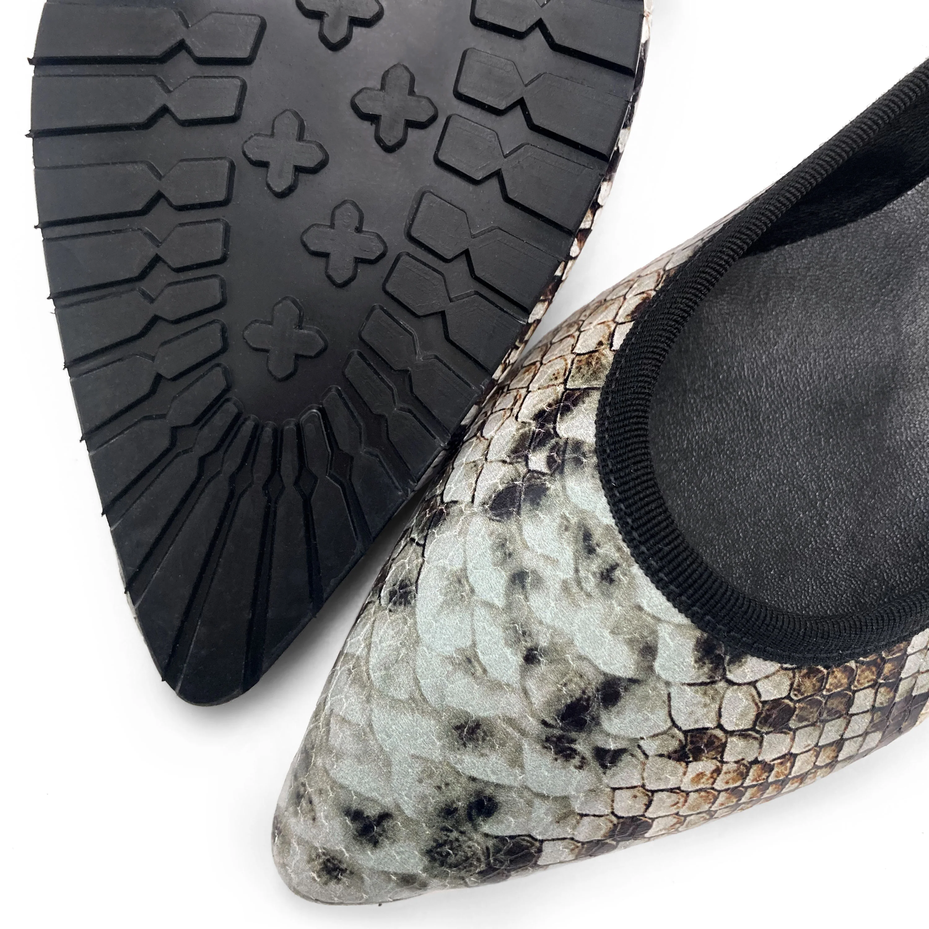 Snake print leather pointed toe ballet flats - Image 5
