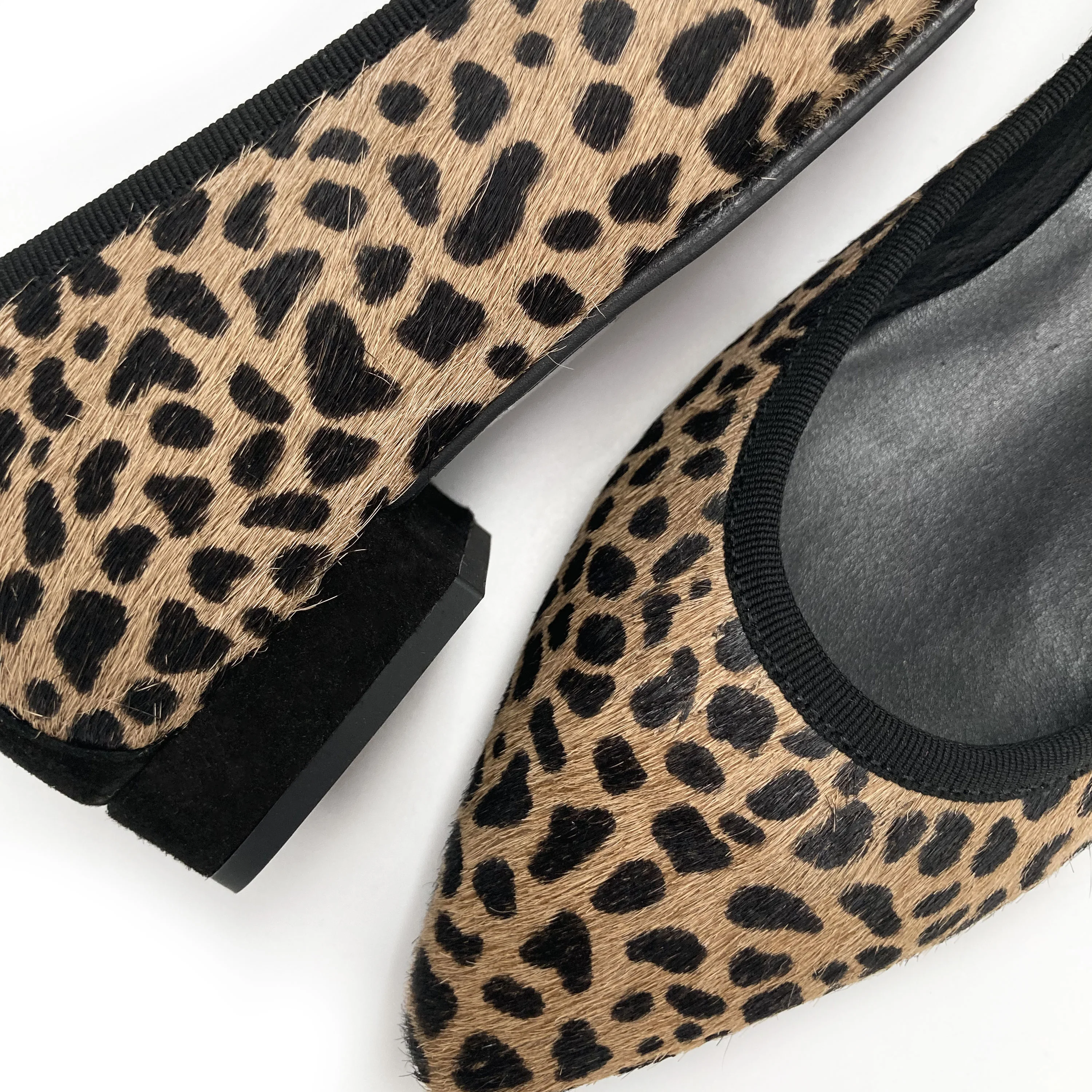 Spotted pointed ballet flats - Image 5