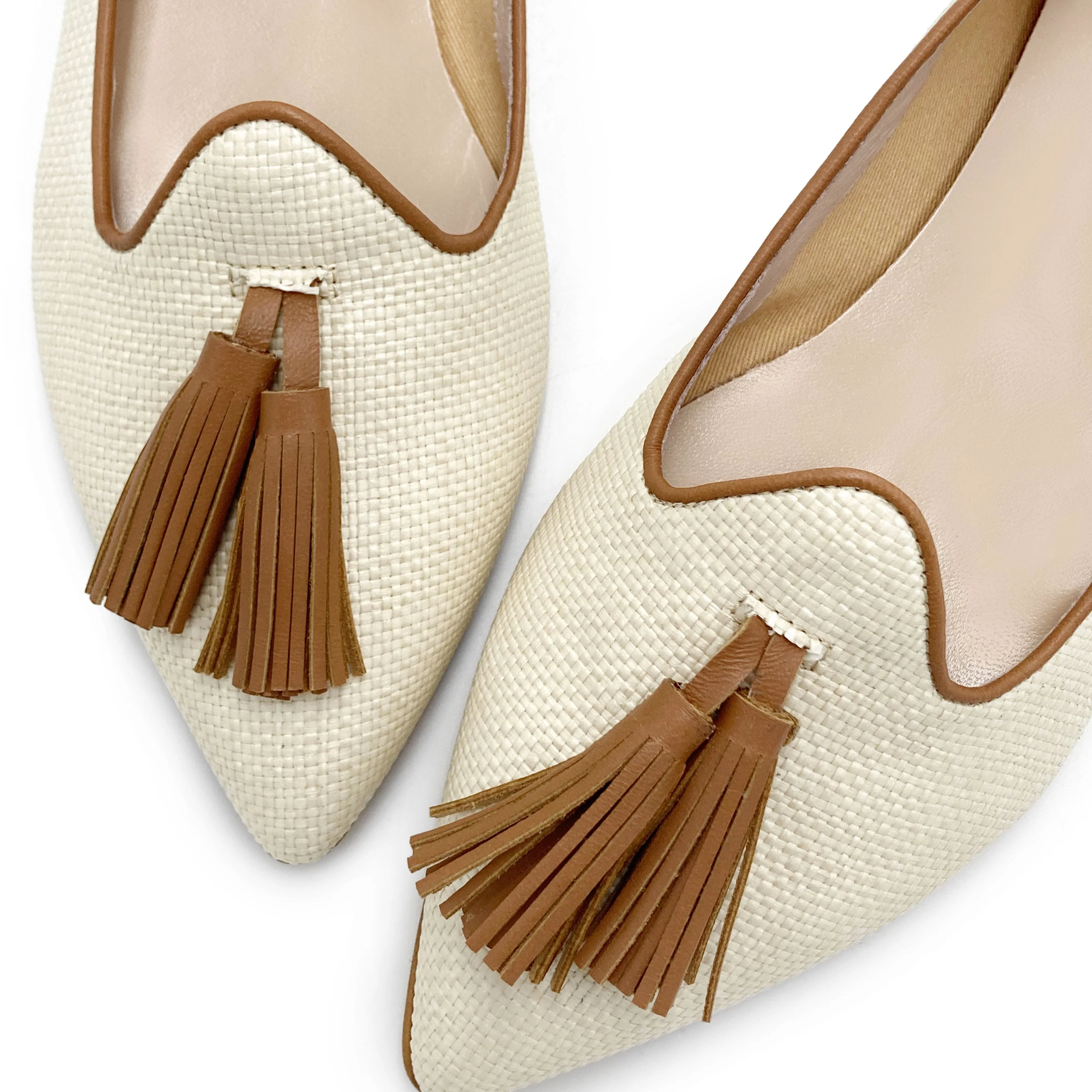 Women's Summer moccasins in beige raffia with leather tassels - Image 3