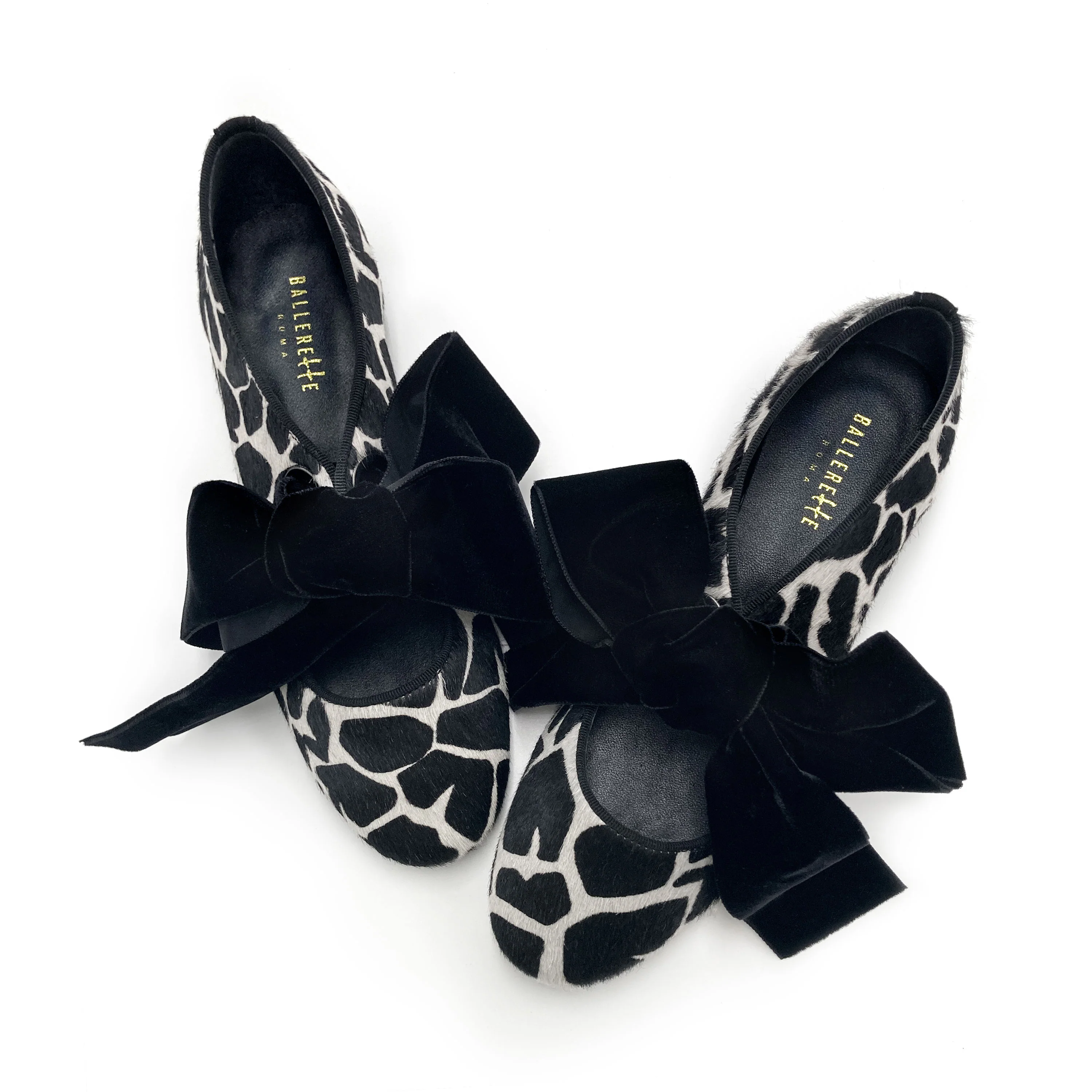 Women's black and white animal print moccasins - Image 2