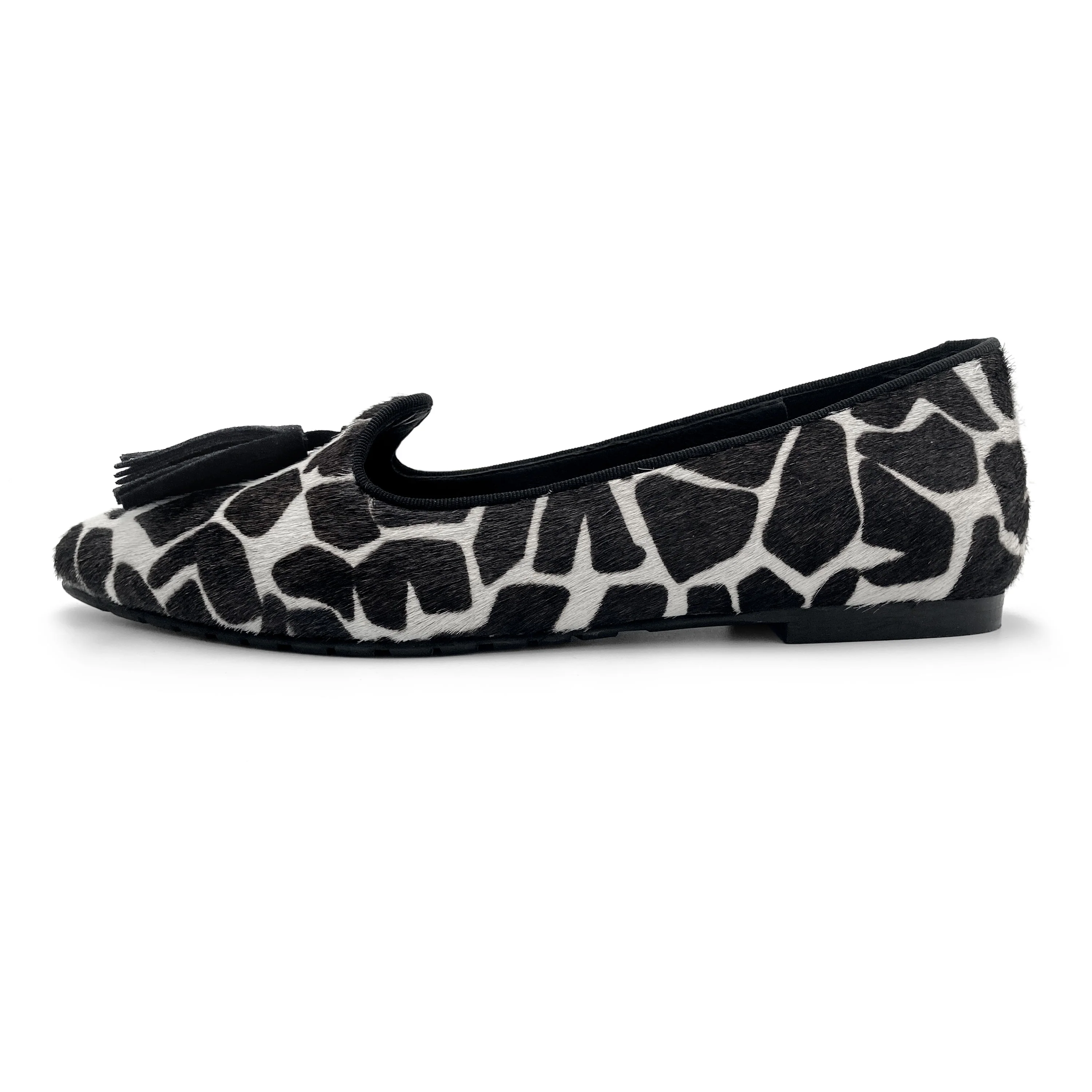 Women's black and white animal print pointed toe moccasins - Image 4