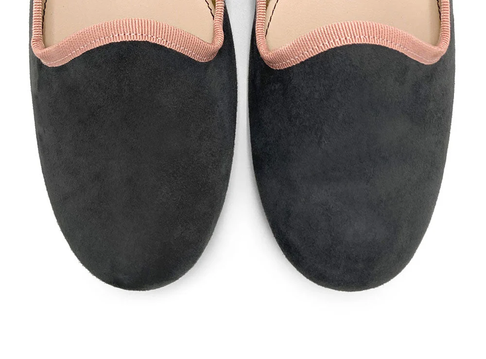Women’s loafers in smoky gray suede with pink details - Image 6